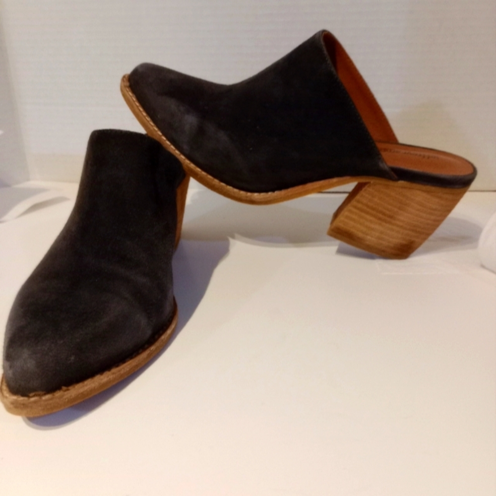 Jeffrey Campbell‎ Black Mules with Wooden Heel